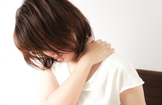 持ち上げるとわかります！あなたの肩こりはここから